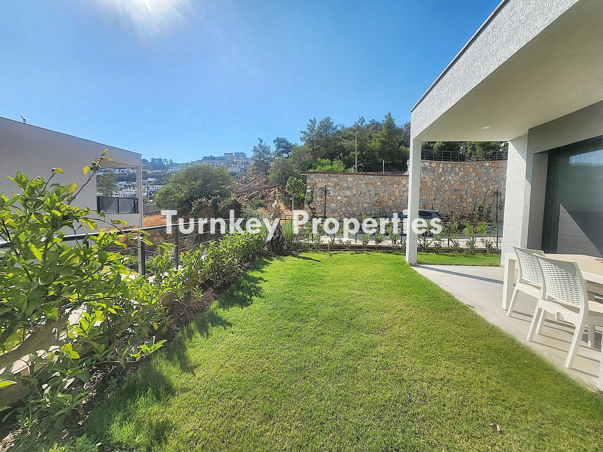 Acropol City Bodrum Merkez Satılık 3+1 Bahçe Katı Havuzlu Daire